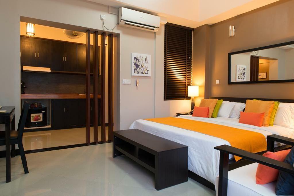 Hotel The Beehive Malé Exterior foto